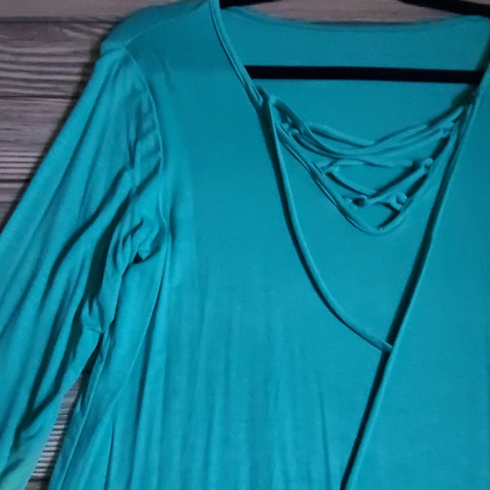 Mint Embroidered  Top S,M,L - Picture 4 of 4